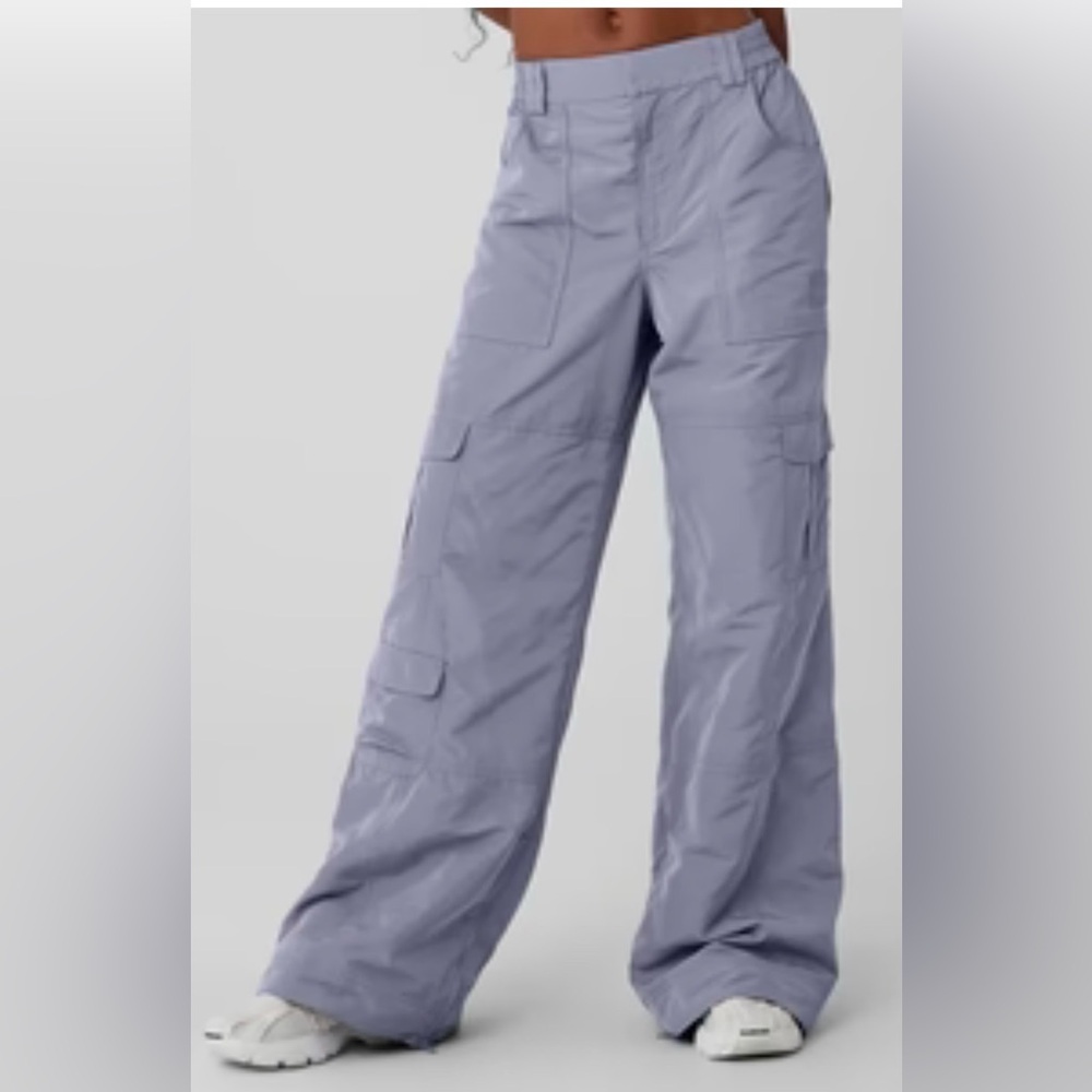 ALO Yoga Women's Gray High-Waist Ski-Moto Puffer Pant